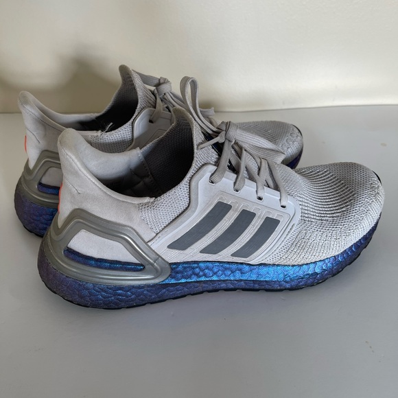 Adidas Ultraboost 20 Cloud White/ Scarlet/ Royal Blue US Size 8.5 UK Size 7 - Picture 1 of 8